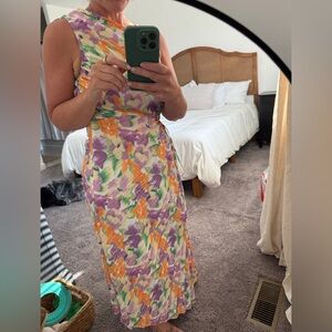 Floral Sleeveless Dress - Multicolor Size 4